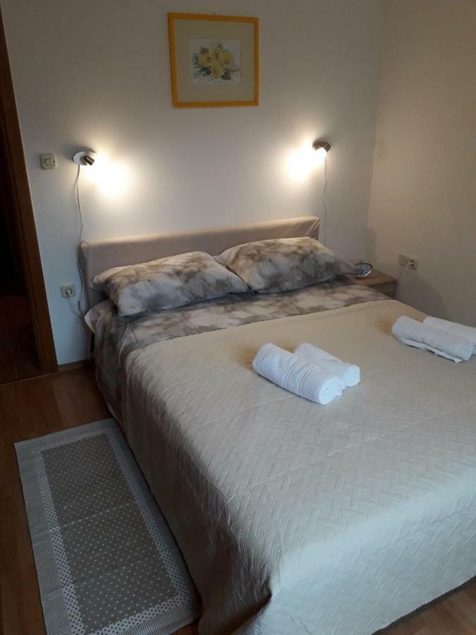 Apartman Lean Pula Ngoại thất bức ảnh