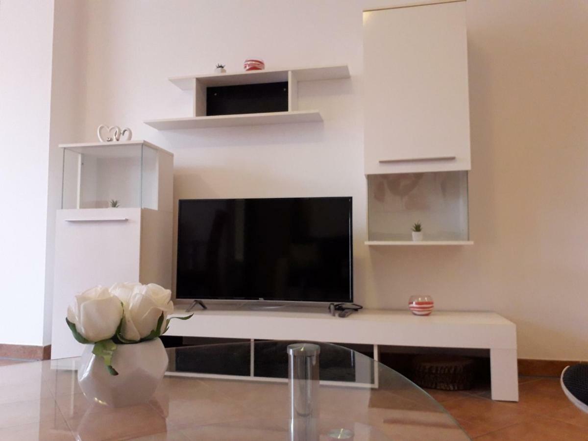 Apartman Lean Pula Ngoại thất bức ảnh